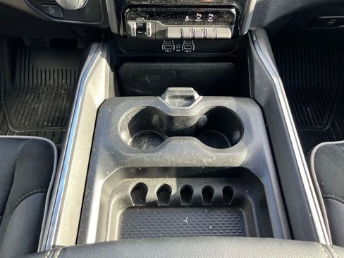 Used 2025 RAM 1500 Laramie w/ Sport Appearance Package AWD/4WD image 11