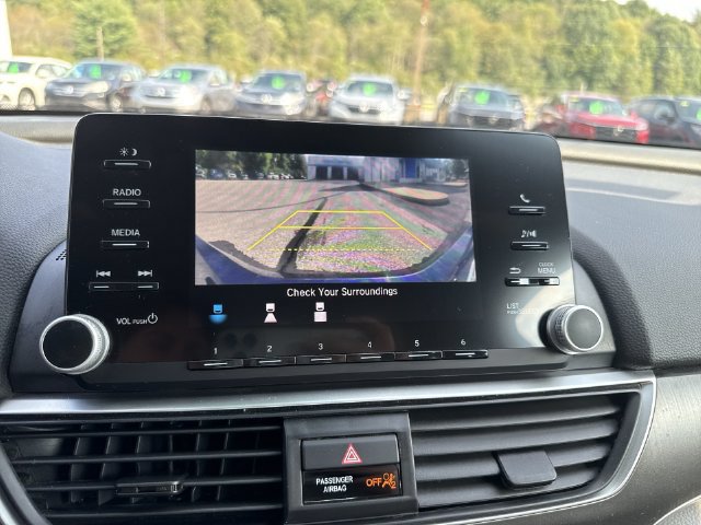 Used 2019 Honda Accord LX image 31