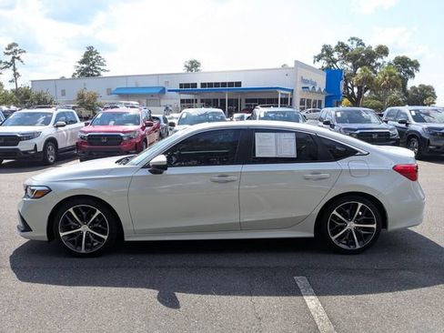Certified 2024 Honda Civic Touring image 11