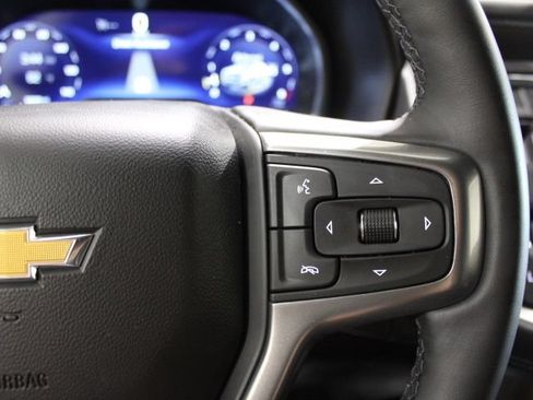 Used 2024 Chevrolet Tahoe LT w/ Luxury Package AWD/4WD image 39