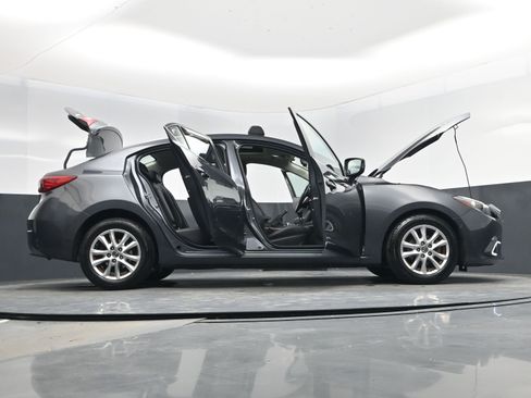 Used 2015 MAZDA MAZDA3 i Grand Touring image 29