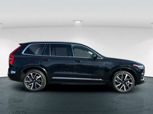 Used 2021 Volvo XC90 T8 Inscription Expression w/ Advanced Package AWD/4WD image 7