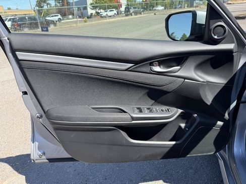 Used 2017 Honda Civic EX image 11