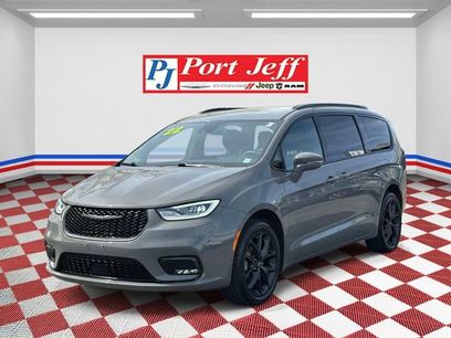 Used 2022 Chrysler Pacifica Touring-L w/ S Appearance Package