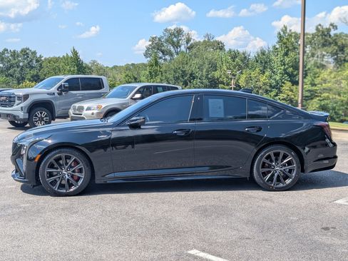 Used 2025 Cadillac CT5 V RWD image 6