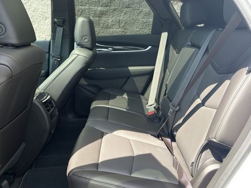 New 2026 Cadillac XT5 Premium Luxury image 7