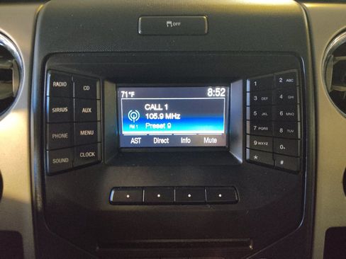 Used 2014 Ford F150 XLT w/ Equipment Group 302A Luxury image 25