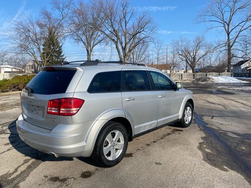 Used 2010 Dodge Journey SXT w/ Premium Convenience Group image 5