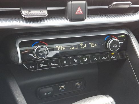 Used 2021 Kia K5 EX image 16