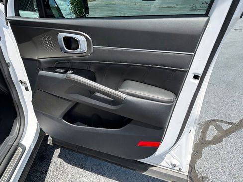 Used 2023 Kia Sorento SX FWD image 34