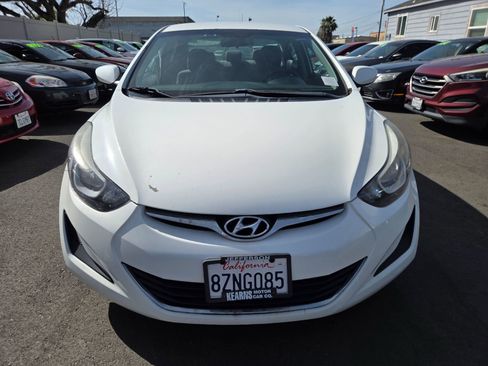 Used 2014 Hyundai Elantra SE image 6