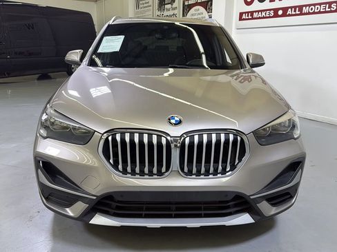 Used 2021 BMW X1 xDrive28i w/ Convenience Package image 3
