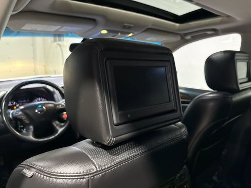 Used 2014 Nissan Pathfinder Platinum w/ Platinum Premium Package image 39