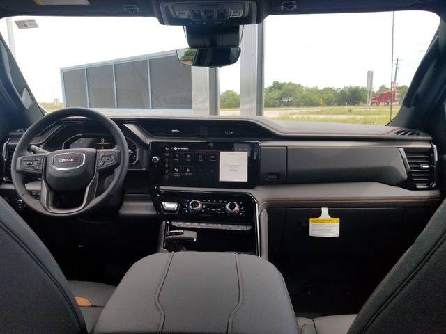 New 2026 GMC Sierra 1500 AT4 w/ Technology Package AWD/4WD image 13