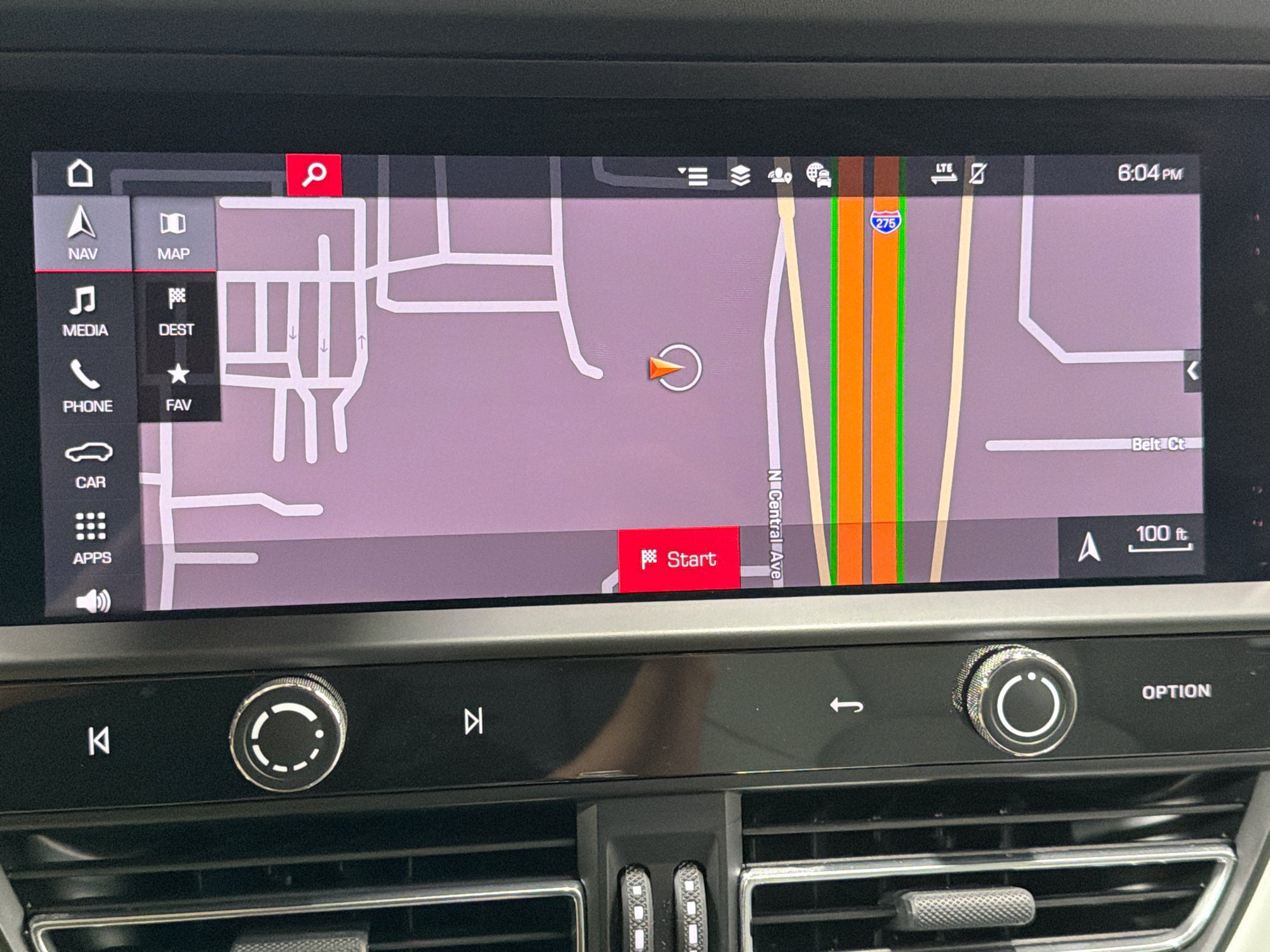 Certified 2026 Porsche Macan AWD/4WD image 31