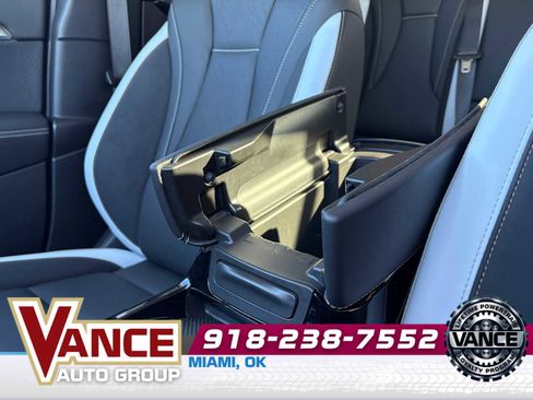 Used 2024 Buick Envision Sport Touring image 38