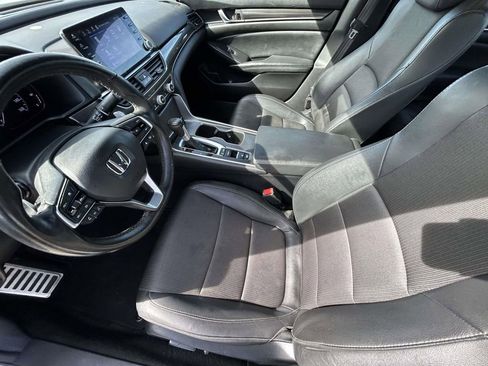 Used 2021 Honda Accord Sport image 10
