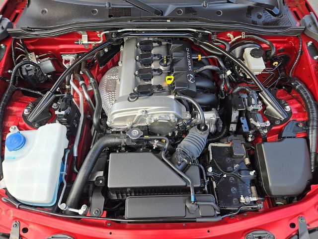 Used 2020 MAZDA MX-5 Miata RF Grand Touring RWD image 29