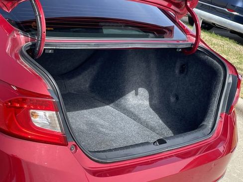 Certified 2021 Honda Accord Touring image 28