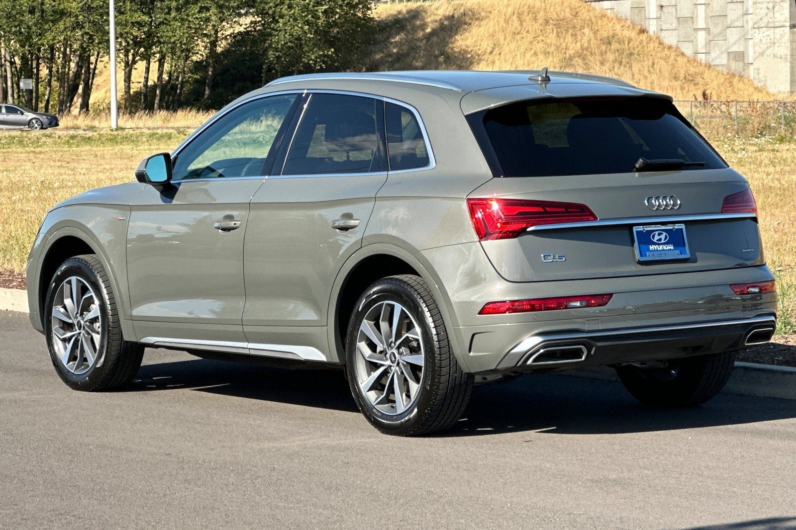 Used 2025 Audi Q5 2.0T Premium AWD/4WD image 5