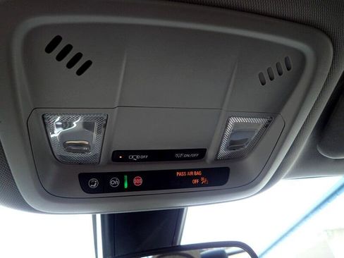 Used 2020 Chevrolet Malibu LT image 20