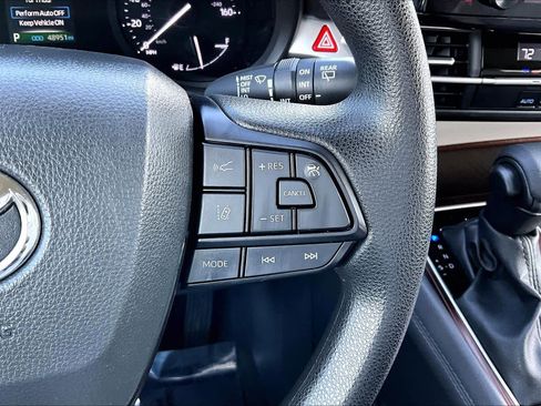 Certified 2024 Toyota Sienna LE image 24