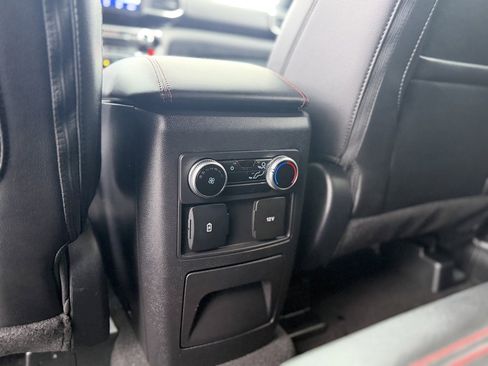 Certified 2024 Ford Explorer ST-Line w/ Class IV Trailer Tow Package image 13