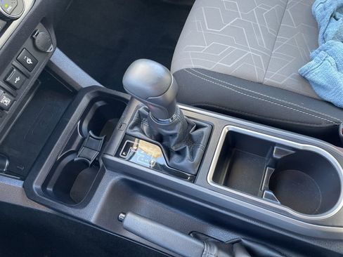 Used 2023 Toyota Tacoma TRD Sport image 21