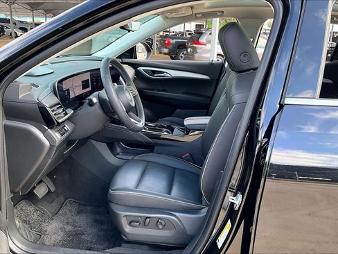 Used 2025 Buick Envision Avenir image 5