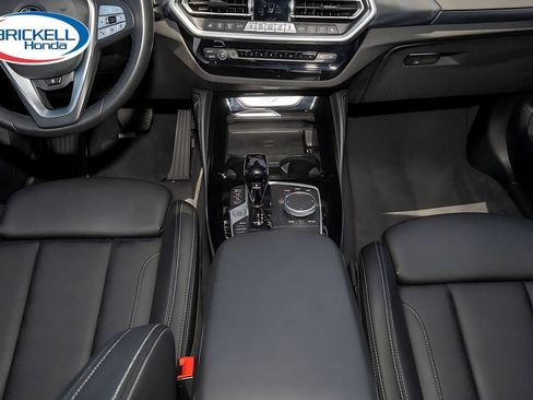 Used 2025 BMW X4 xDrive30i AWD/4WD image 26