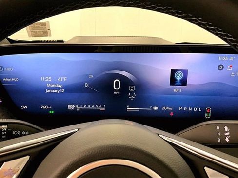 Used 2025 Buick Enclave Sport Touring w/ Power Package image 25