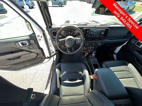 Used 2024 Jeep Wrangler Unlimited Rubicon w/ Convenience Group image 26