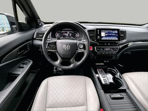 Used 2023 Honda Passport Elite image 6