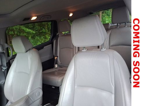 Used 2019 Honda Odyssey EX-L image 12