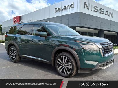 New 2025 Nissan Pathfinder Platinum w/ Cargo Package