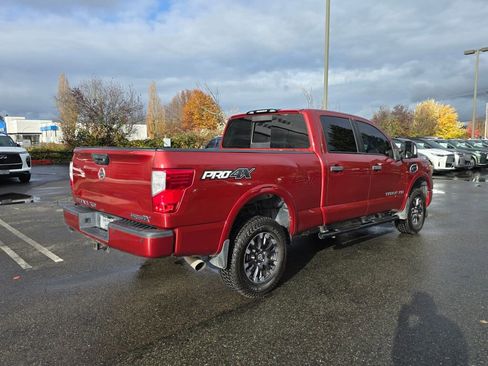 Used 2018 Nissan Titan PRO-4X w/ Pro-4x Convenience Package image 7