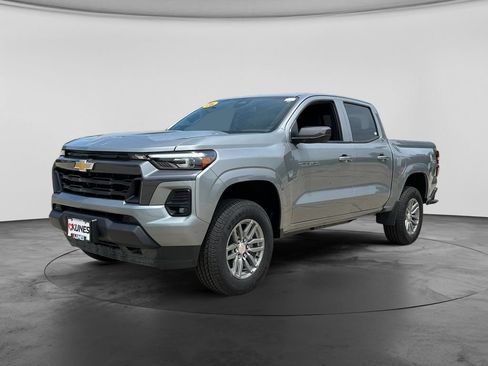 New 2026 Chevrolet Colorado LT w/ LT Convenience Package AWD/4WD image 3