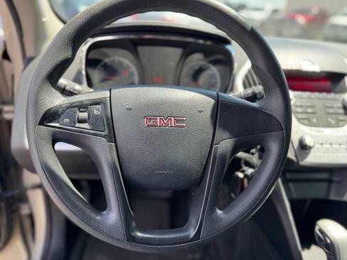 Used 2011 GMC Terrain SLE image 12