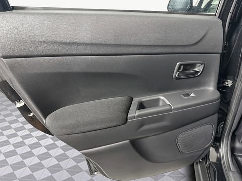 Used 2024 Mitsubishi Outlander Sport ES image 25