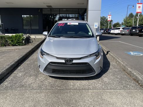 Certified 2023 Toyota Corolla LE FWD image 2
