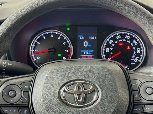 Certified 2022 Toyota RAV4 LE image 20