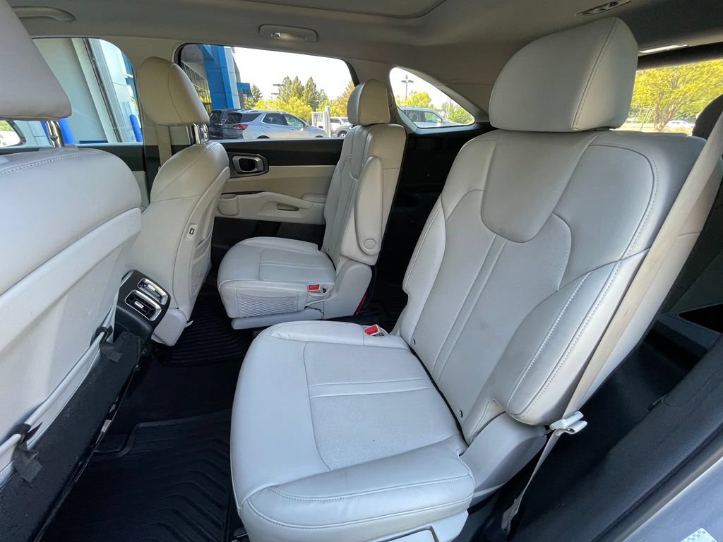 Used 2021 Kia Sorento EX FWD image 27