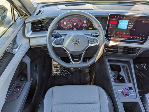 New 2026 Volkswagen Tiguan SE R-Line image 15