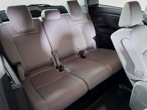 Used 2018 Honda Odyssey EX image 25