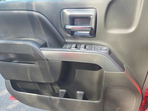Used 2018 Chevrolet Silverado 1500 LT w/ All Star Edition RWD image 13