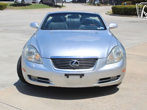 Used 2006 Lexus SC 430 Convertible RWD image 11