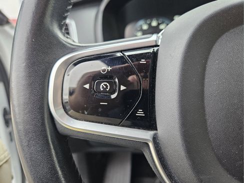 Used 2017 Volvo XC90 T6 Inscription w/ Vision Package image 20