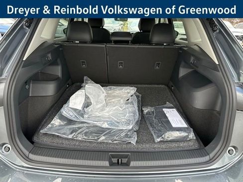 New 2026 Volkswagen Tiguan SE image 31