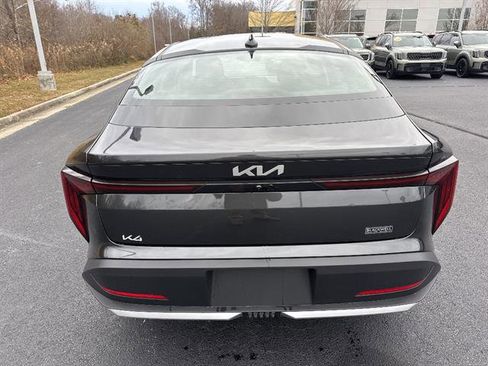 New 2025 Kia K4 LXS image 6