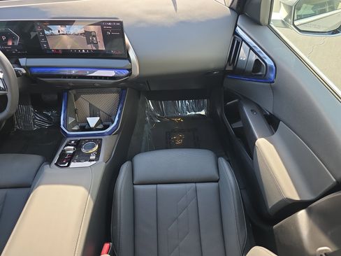 Used 2025 BMW X3 xDrive30i w/ Premium Package image 15